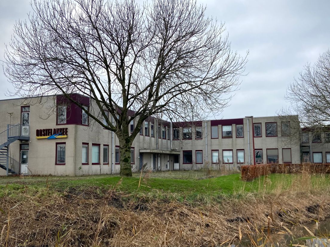 Het voormalige gemeentehuis van Oostflakkee
