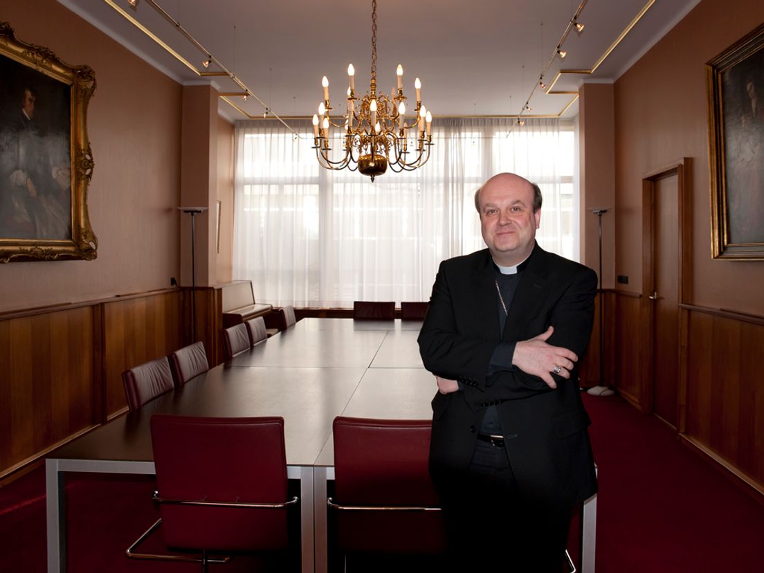 Bisschop van den Hende  Fotografie Roald Sekeris