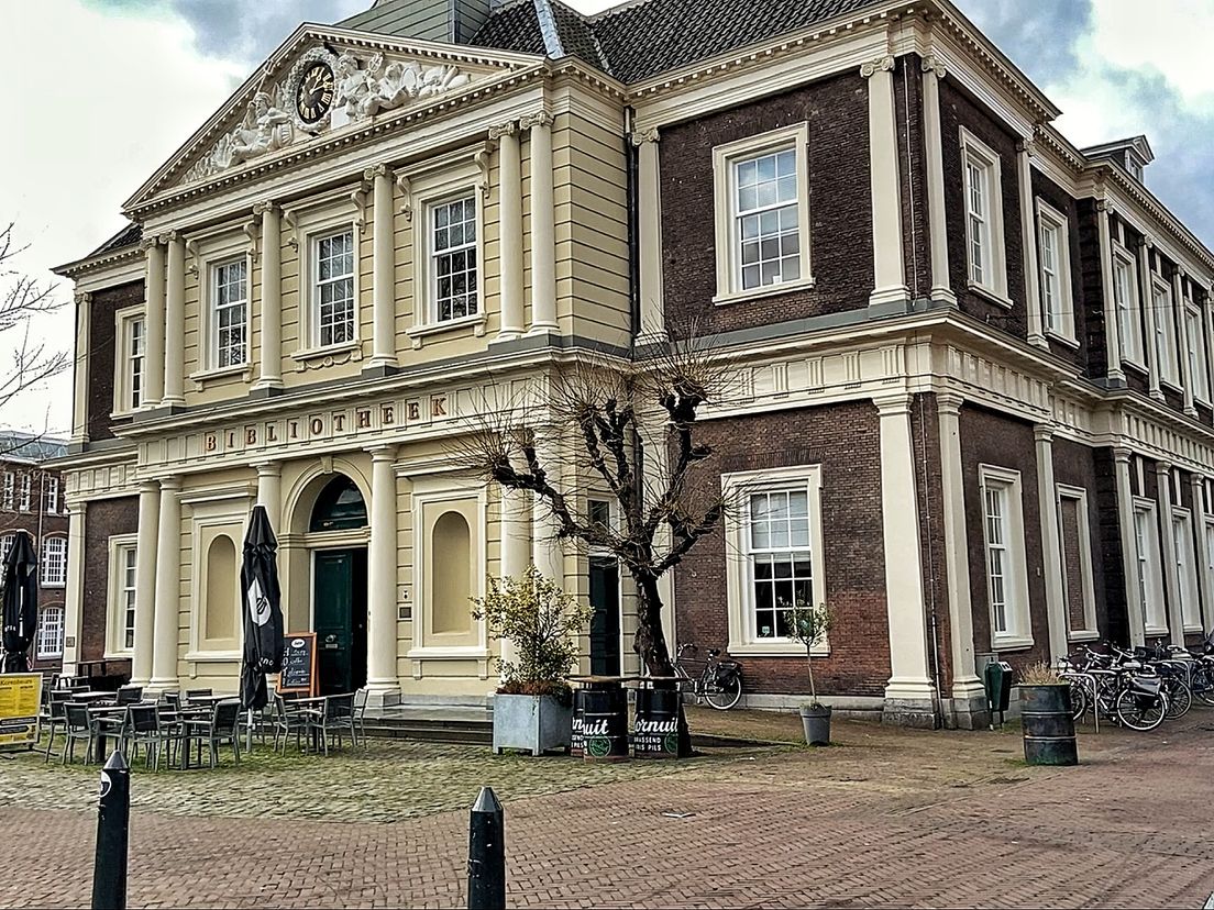 De Korenbeurs geeft onderdak aan de bibliotheek van Schiedam die 100 jaar bestaat in 2020