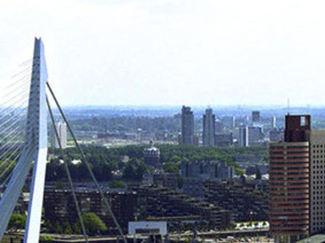 01-09-Rotterdam_skyline.cropresize-1.jpg