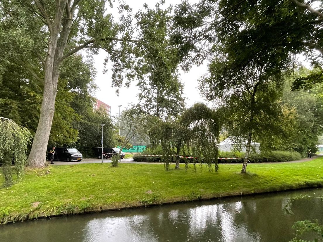 Politieafzetting bij de parkeerplaats