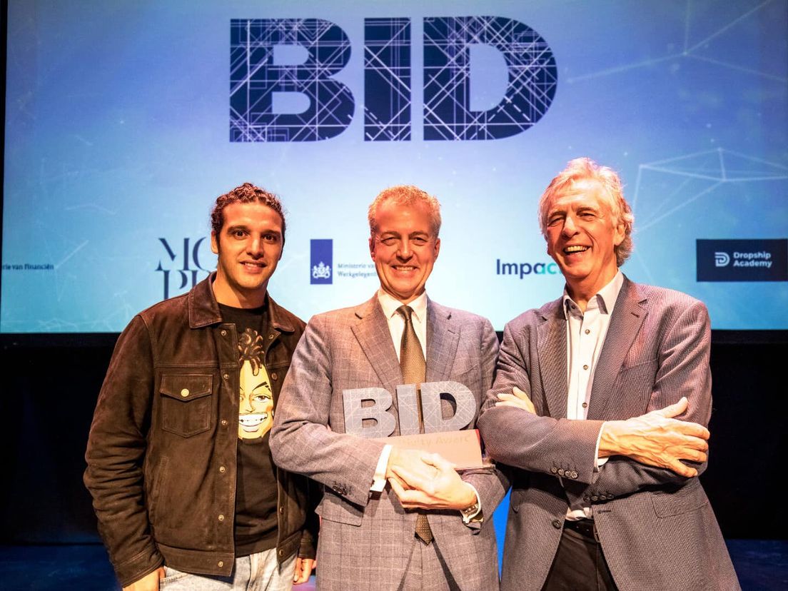 NPRZ ontvangt BID Positivity Award.