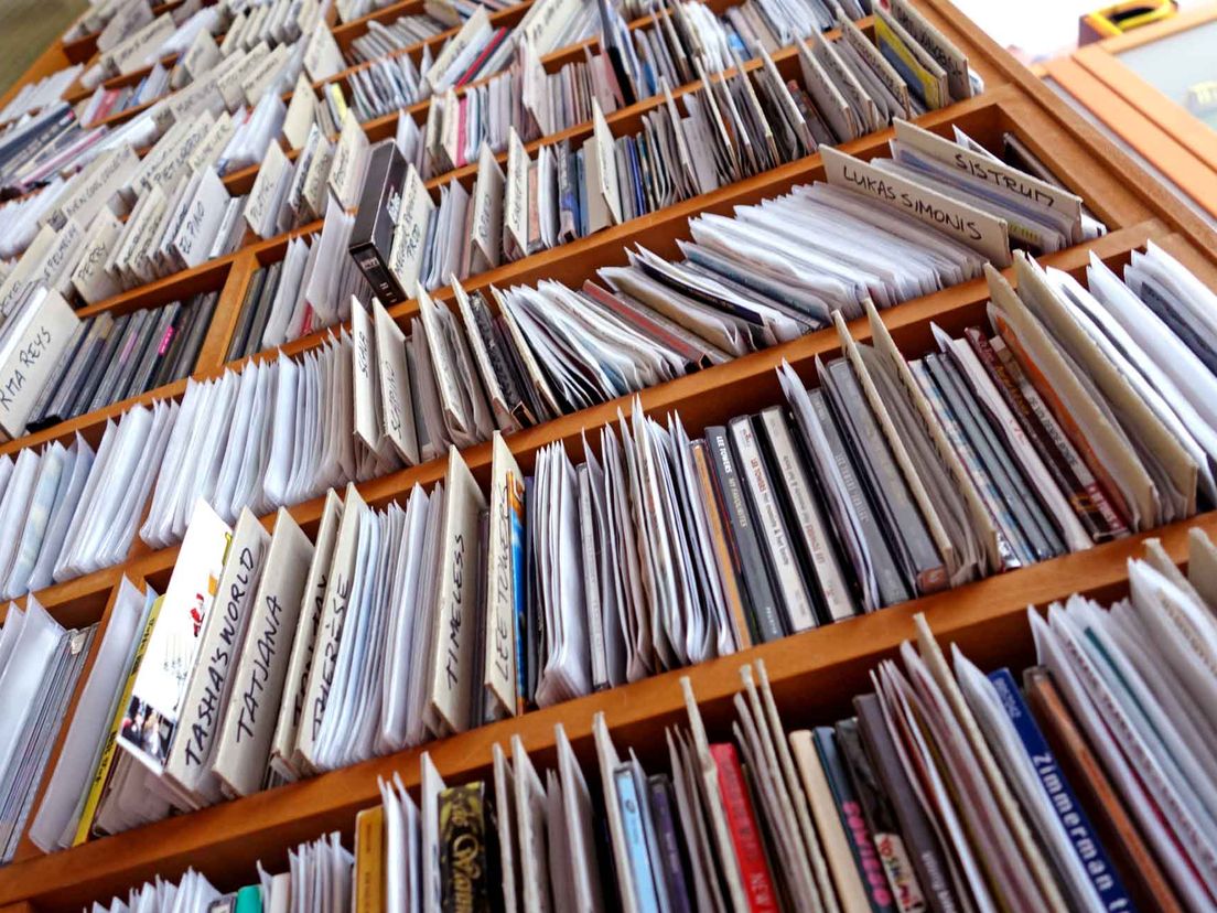 885-CDs-in-kast