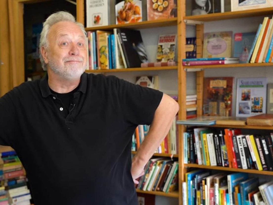 Wim van Steenveldt stopt binnenkort met zijn boekhandel