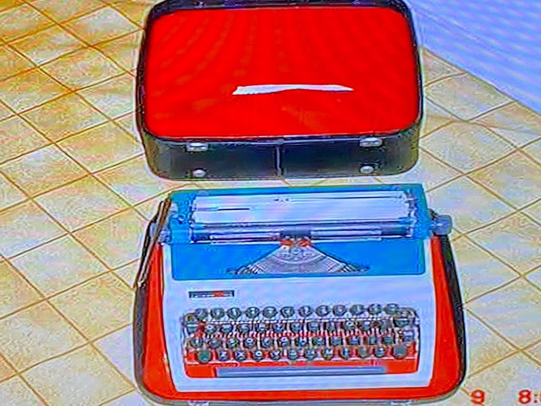 Het wapen van de kogelbriefschrijver: een ouderwetse typemachine