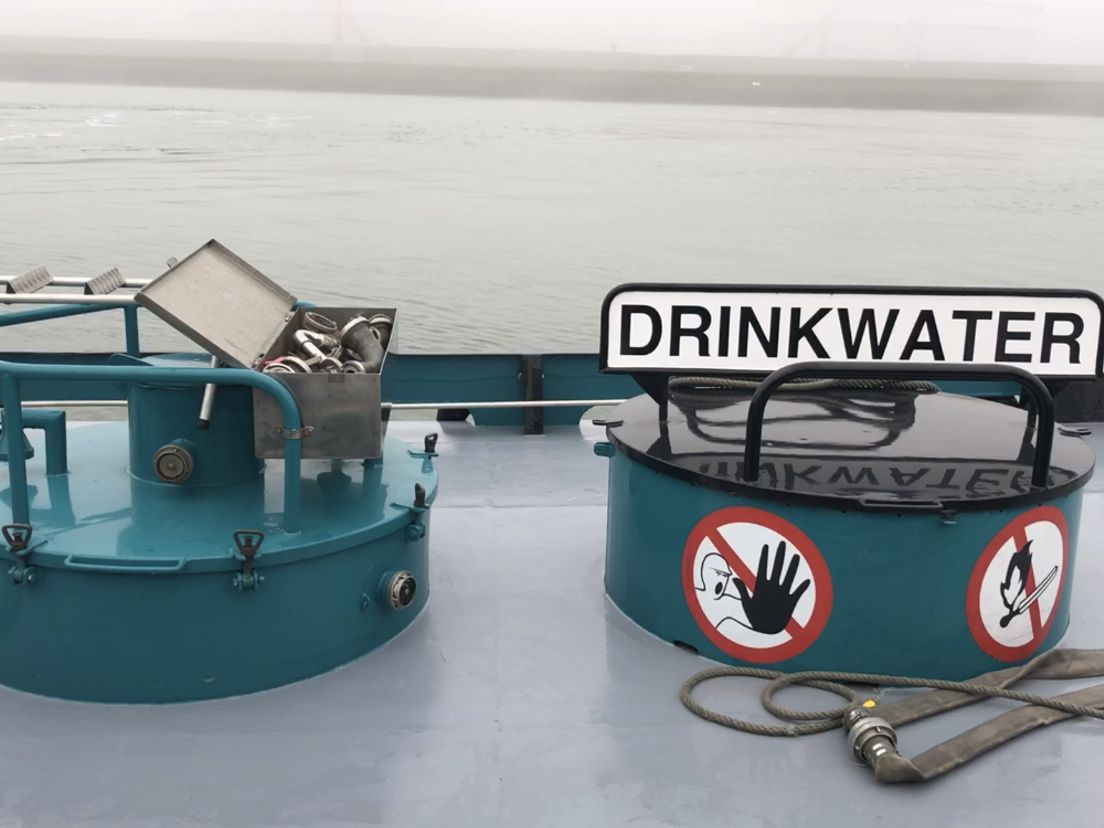 Extra drinkwaterboot voor Europoort en Maasvlakte