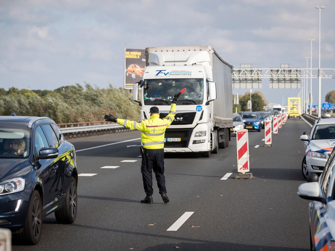 Eén rijstrook werd afgelopen weken gebruikt voor politiecontrole