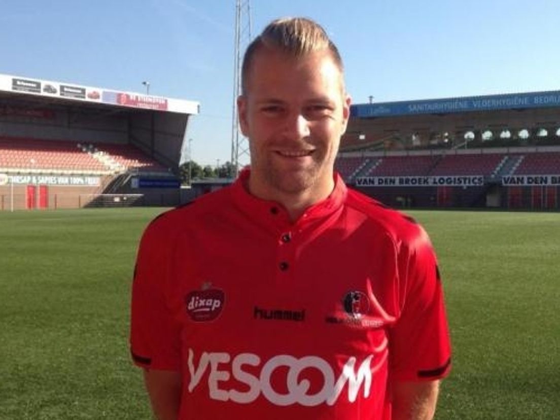 Joey Godee in het shirt van Helmond Sport. (Bron: website Helmond Sport)