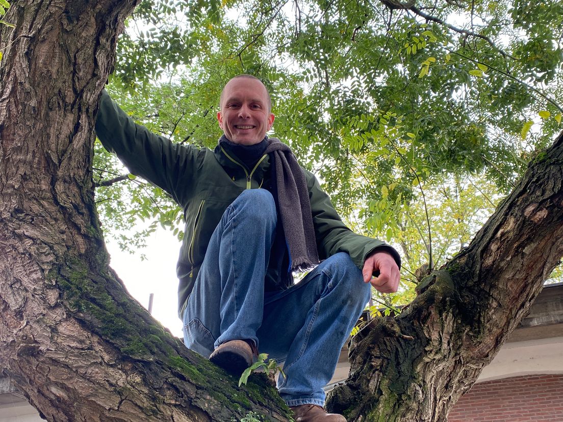 bomenredder Arnoud Schuurman uit de Agniesebuurt