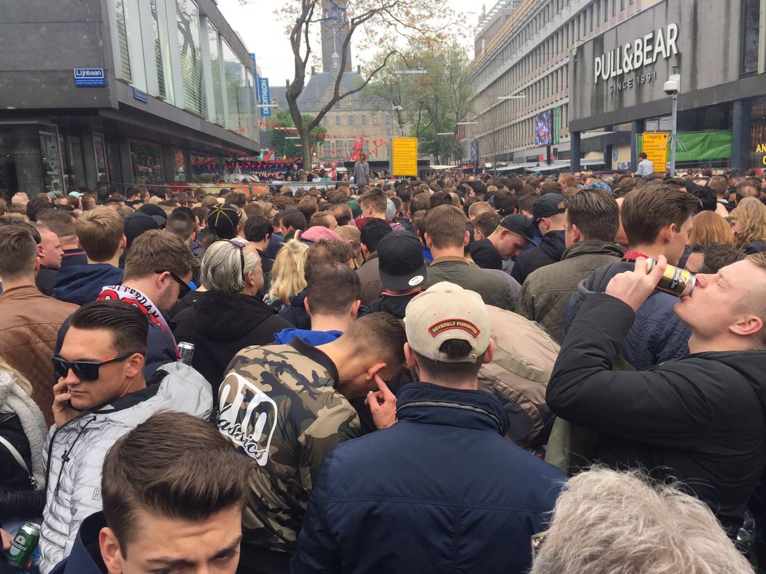 stadhuisplein_vol