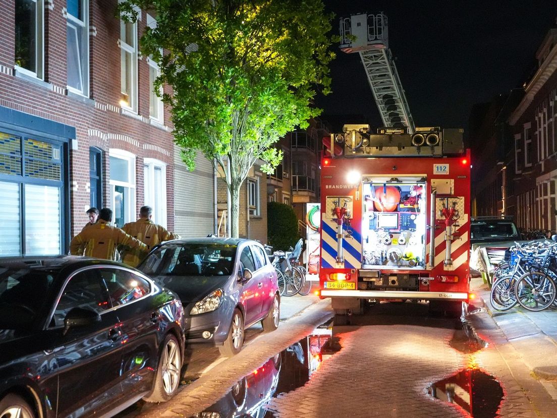 In een woning aan de Philips Willemstraat brak brand uit