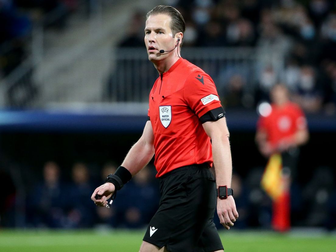 Danny Makkelie tijdens Real Madrid-PSG