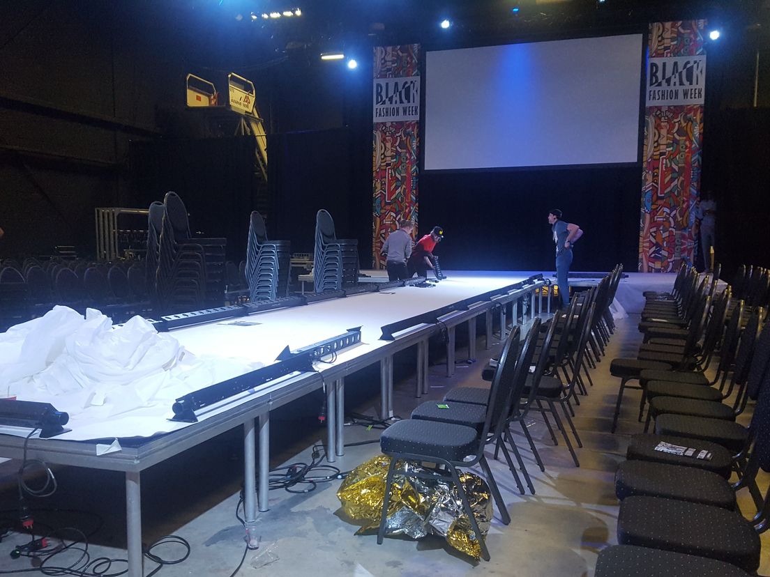 De zaal werd ontruimd.
