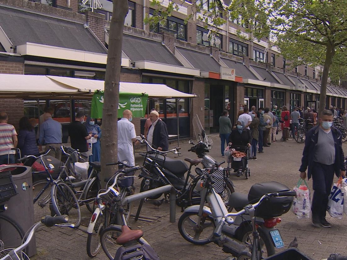 Prikcampagne in juni op de markt aan het Grote Visserijplein