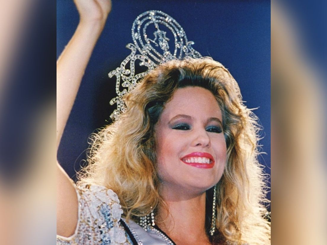 Angela Visser werd dertig jaar geleden Miss Universe Rijnmond