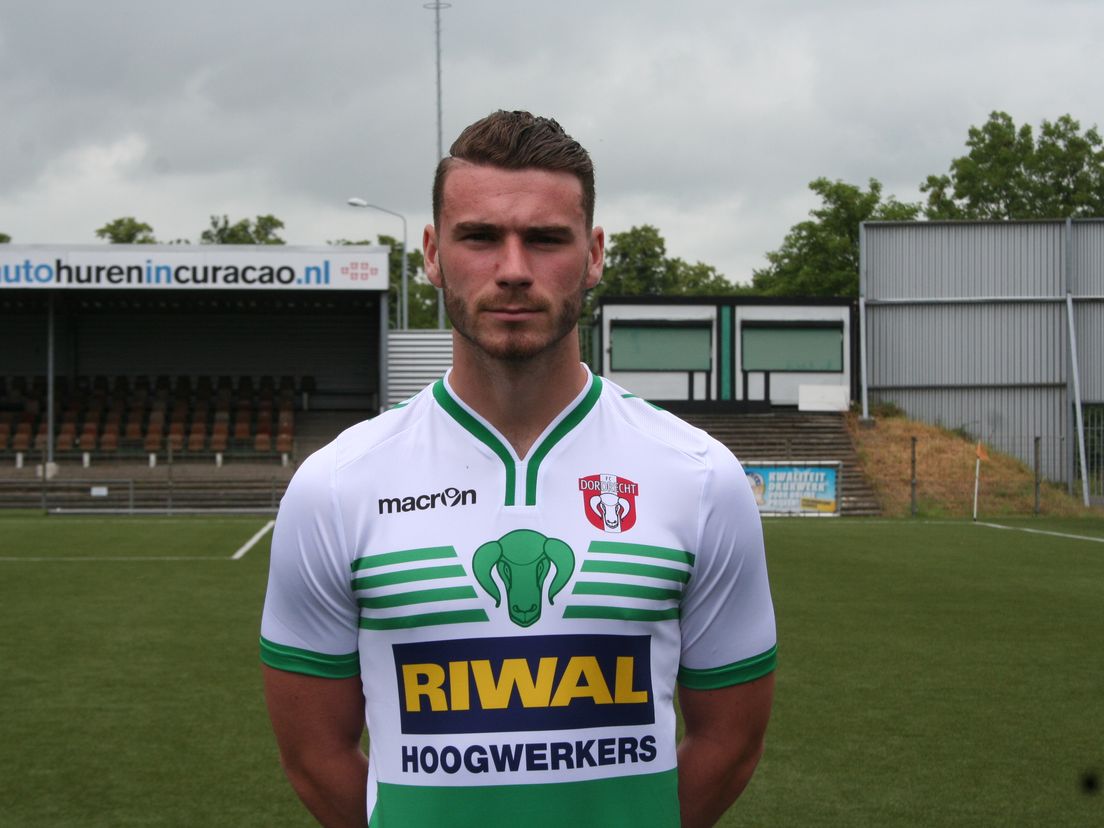 Noël Goossens in het shirt van FC Dordrecht
