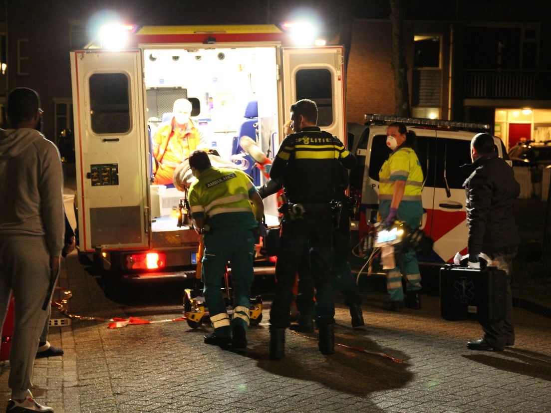 Man zwaargewond na steekpartij in Rotterdam