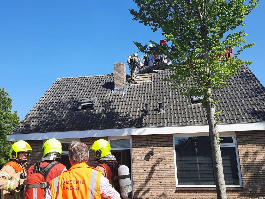 The solar panels on the roof of a house in Nieuwe-Tonge caught fire