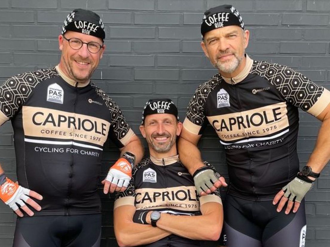 Louis, Maurits en Joop fietsen 300 kilometer op één dag voor goed doel