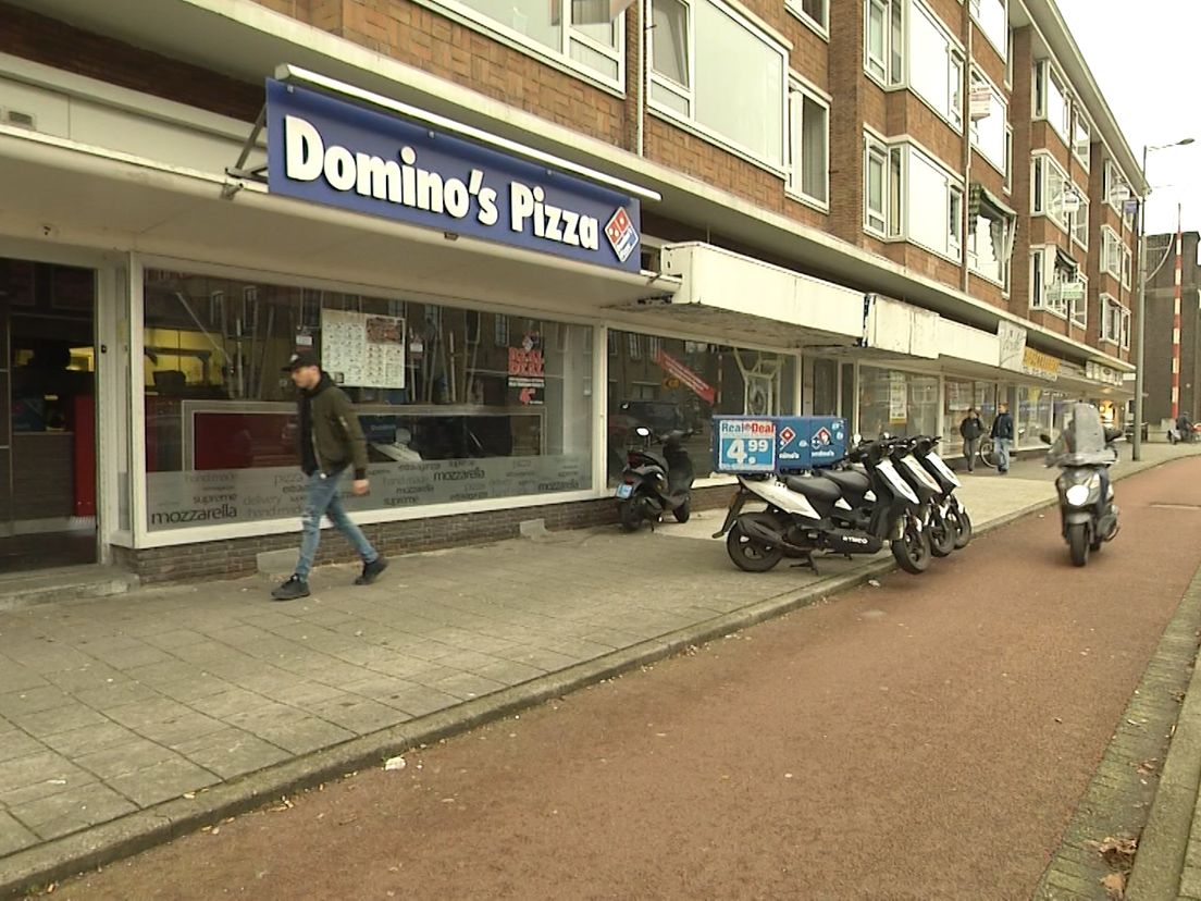 BR1639_pizza01
