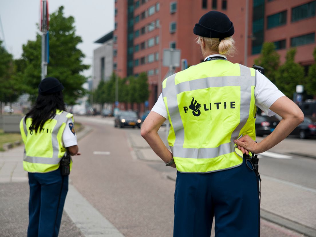 De Rotterdamse politie moet het in de toekomst doen zonder hulp van de winkelboa's