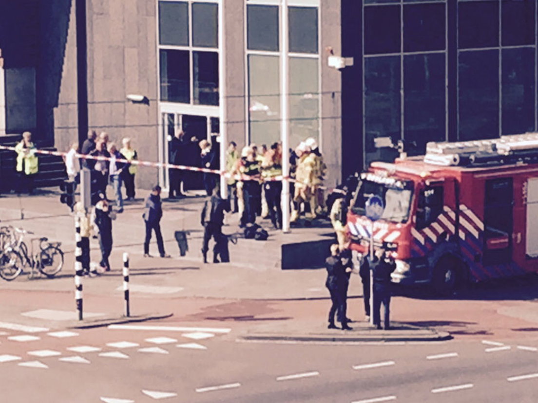Verdacht pakket ontploft bij UWV Rotterdam