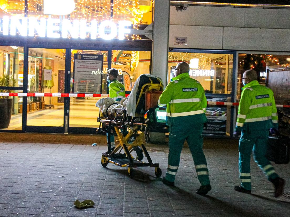 De steekpartij bij het winkelcentrum in Ommoord