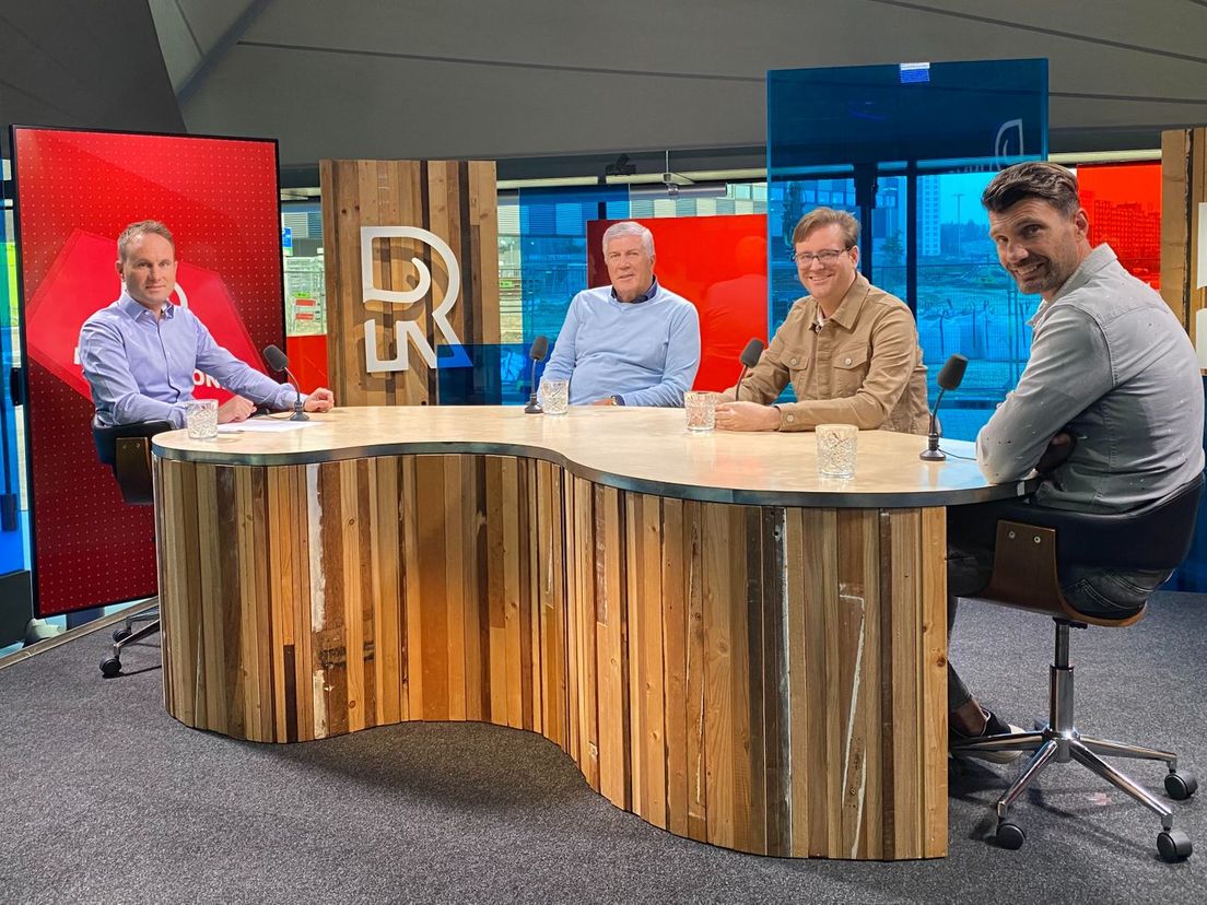 FC Rijnmond met van links naar rechts: Bart Nolles, Cor Pot, Dennis van Eersel en Geert den Ouden