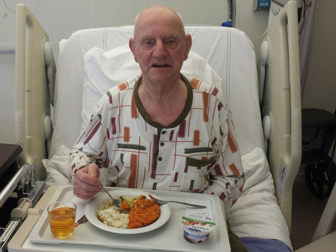 Patiënt Hoek met zijn kampioensdiner