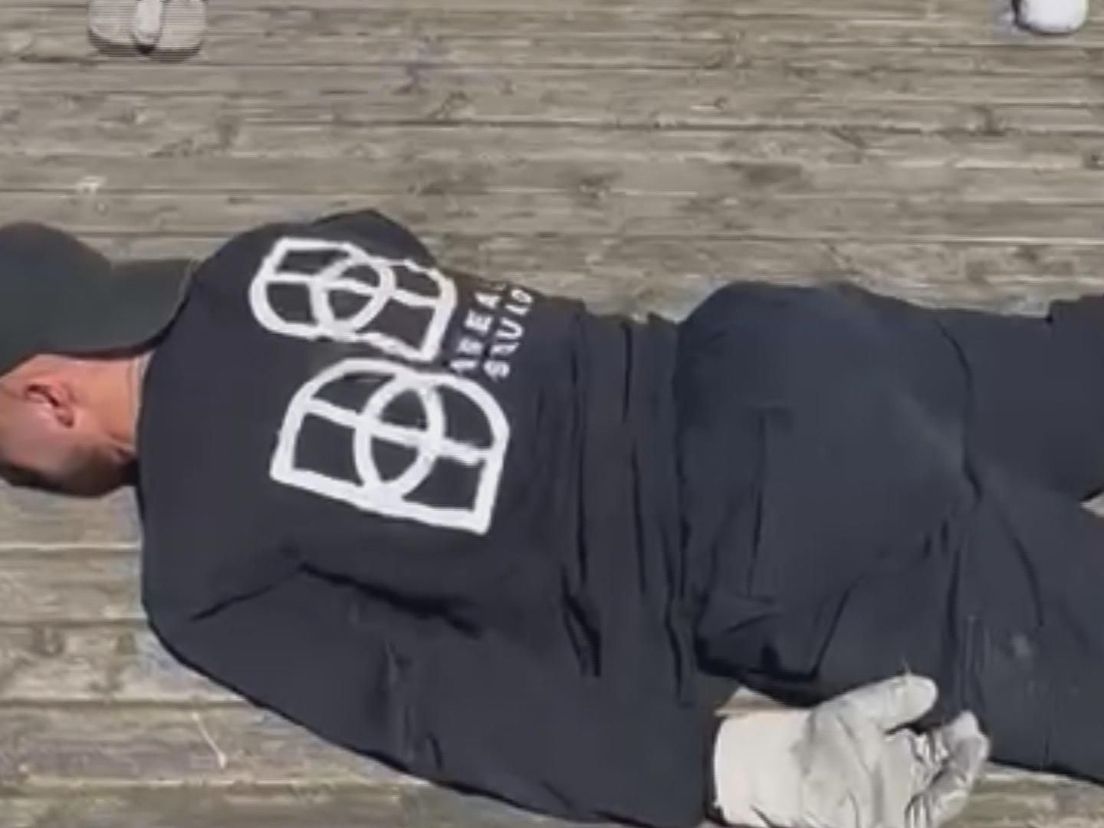Jeroen is afgepeigerd na zijn turtlewalk