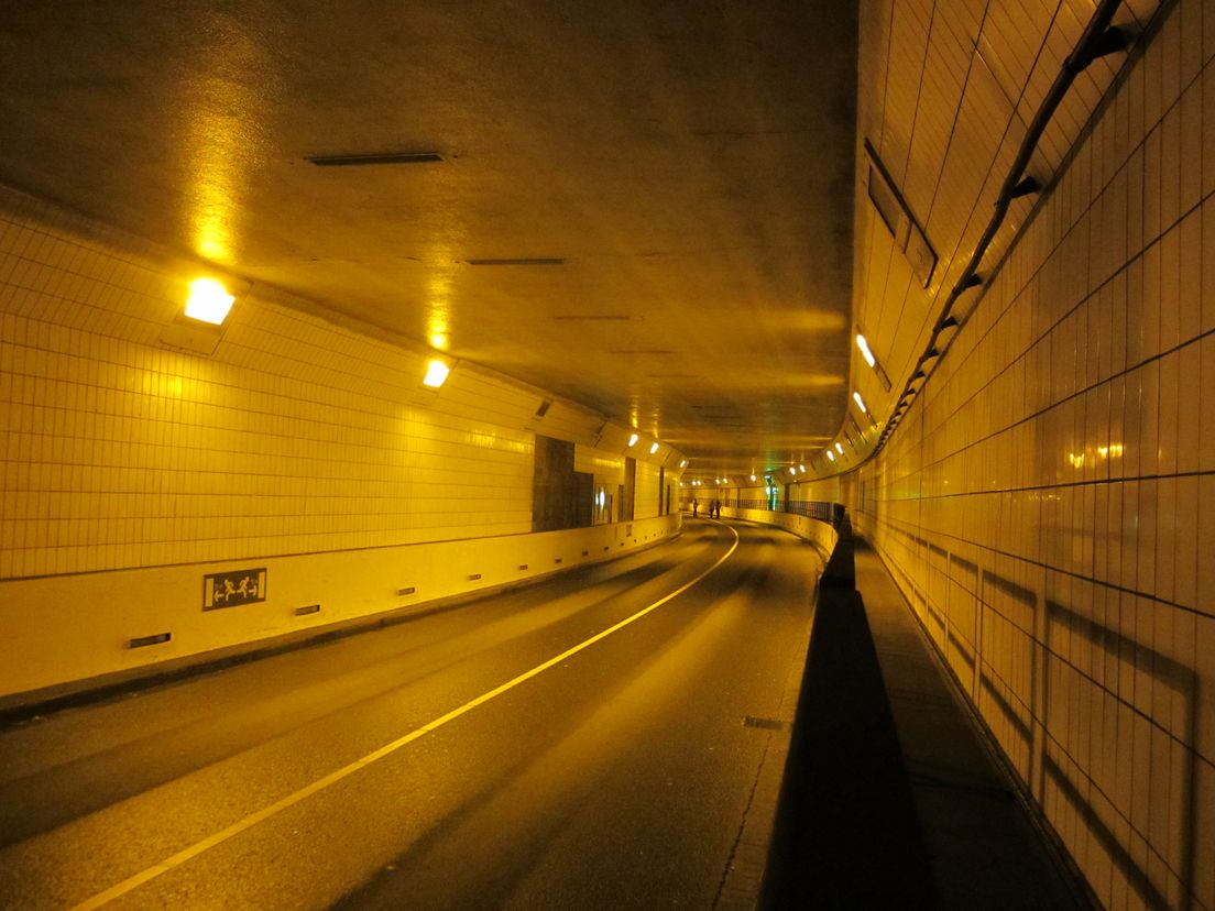 De Maastunnel