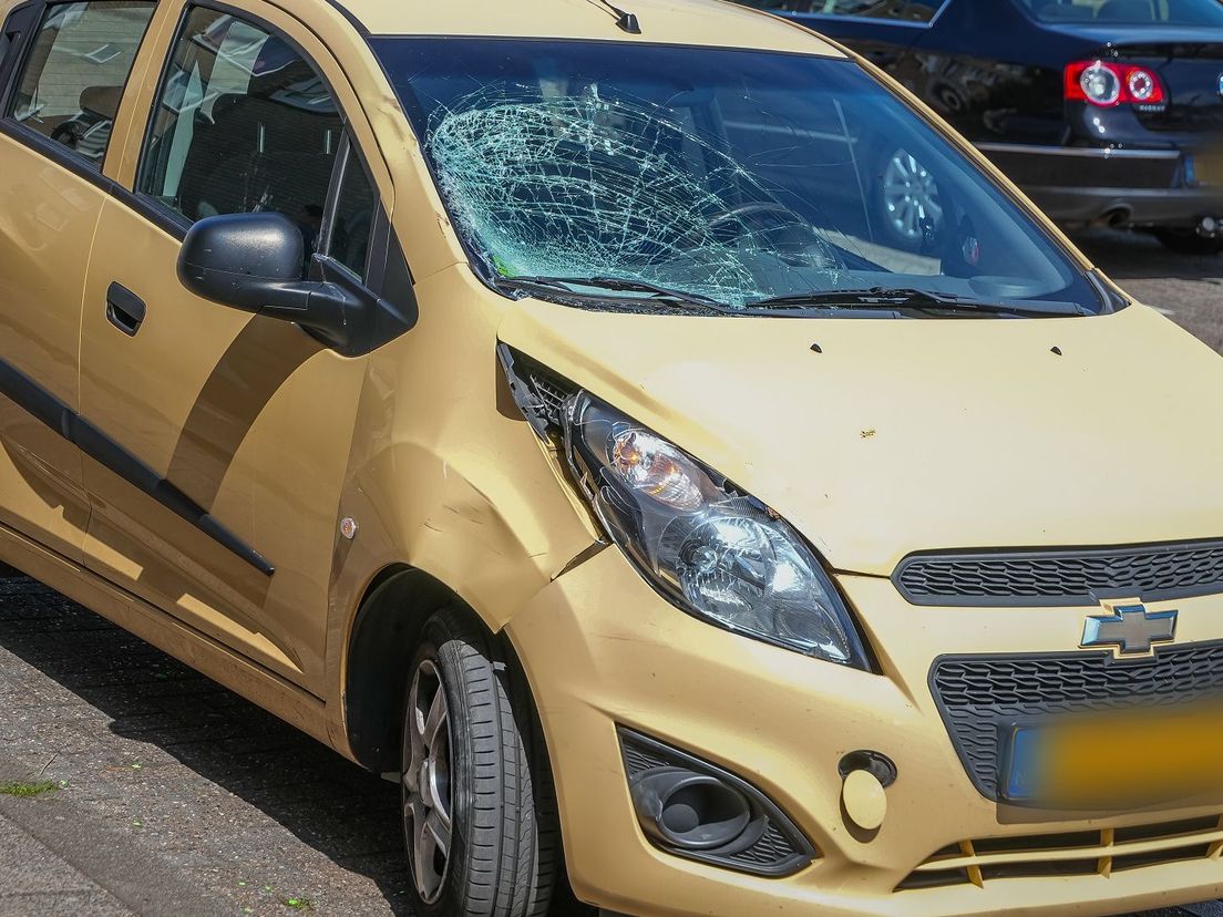 De auto die werd aangetroffen na het ongeval