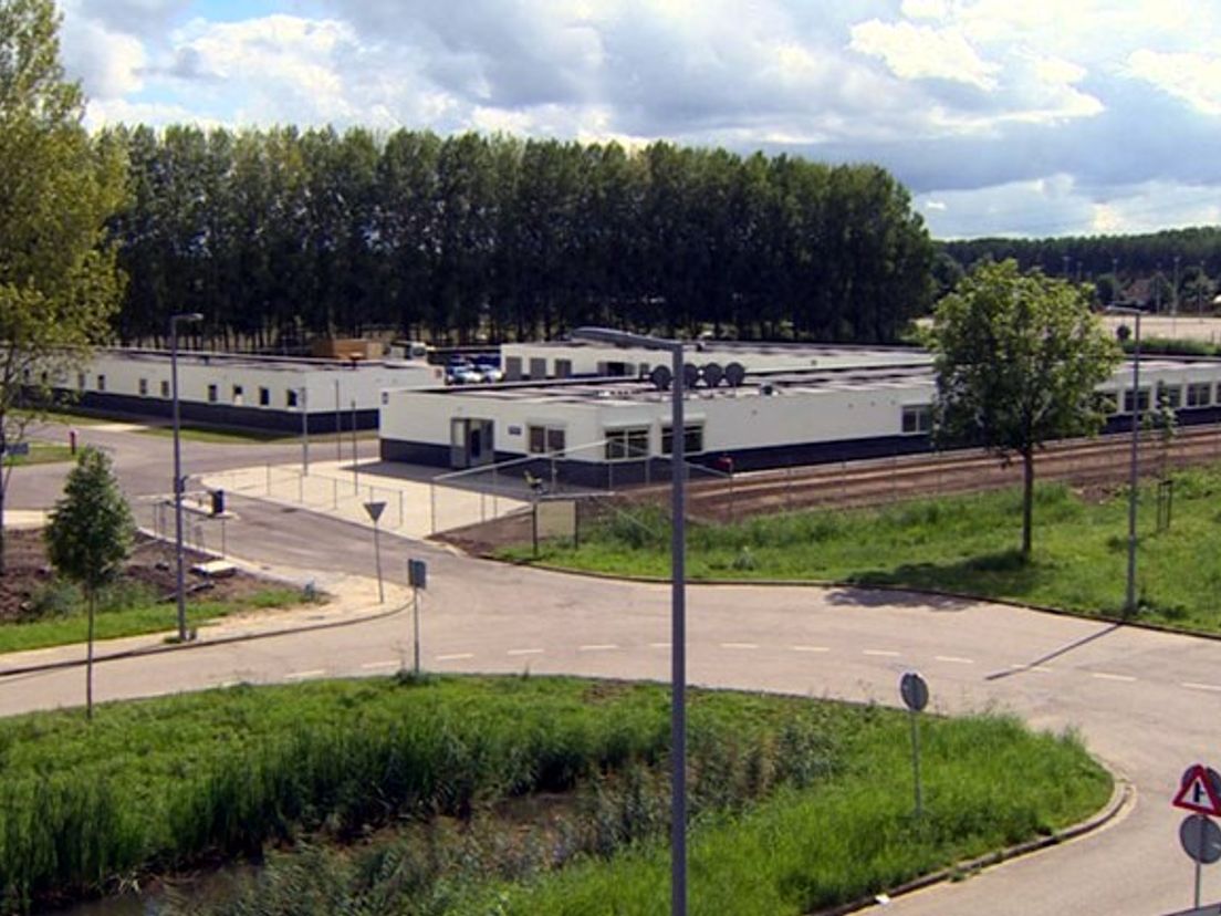 Het asielzoekerscentrum in de Beverwaard