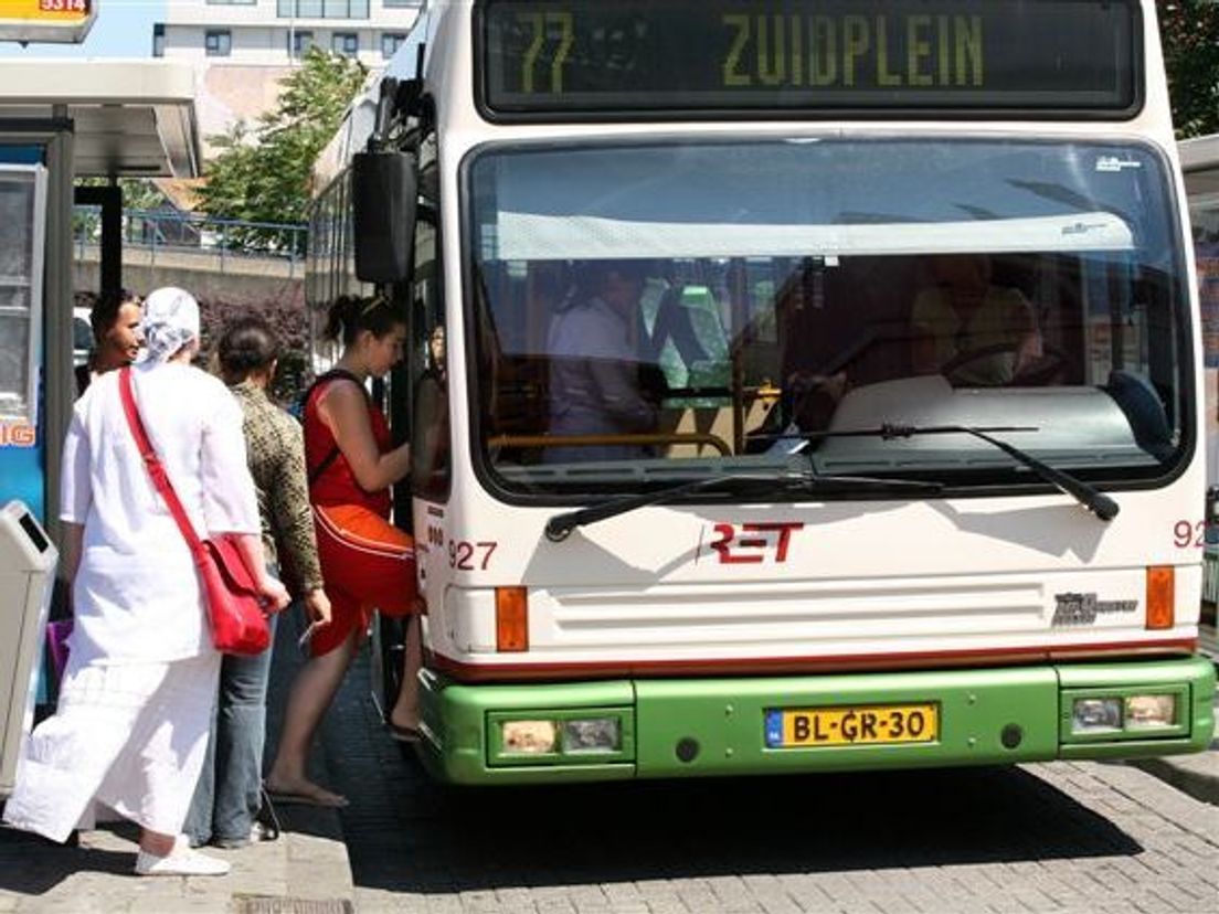 retbus.cropresize.tmp.jpg