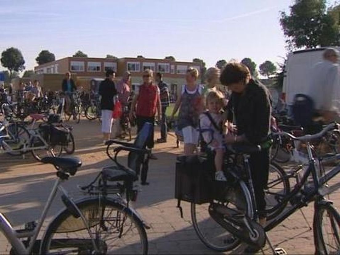 nschooldag24_08.mxf.transfer.cropresize.tmp.jpg