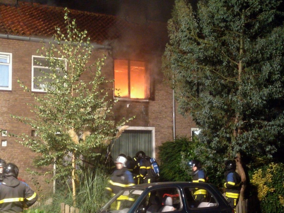 Slaapkamer uitgebrand in Nieuw-Lekkerland (foto Paul Wols)