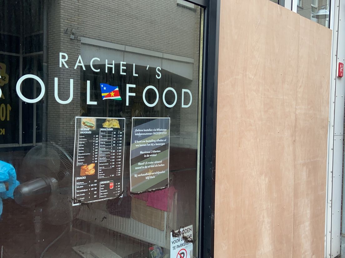 Het pand van Rachel's Soulfood is afgesloten.