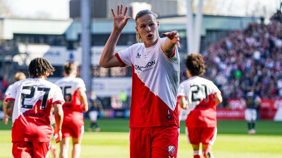 Artem Stepanov FC Utrecht'te kalıyor: 'Burada gerçekten keyif alıyorum'