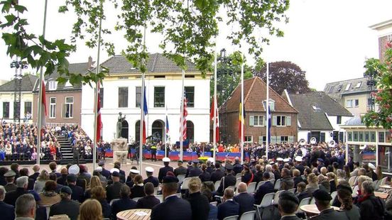 KIJKEN | Herdenking en Bevrijdingsdefilé Wageningen