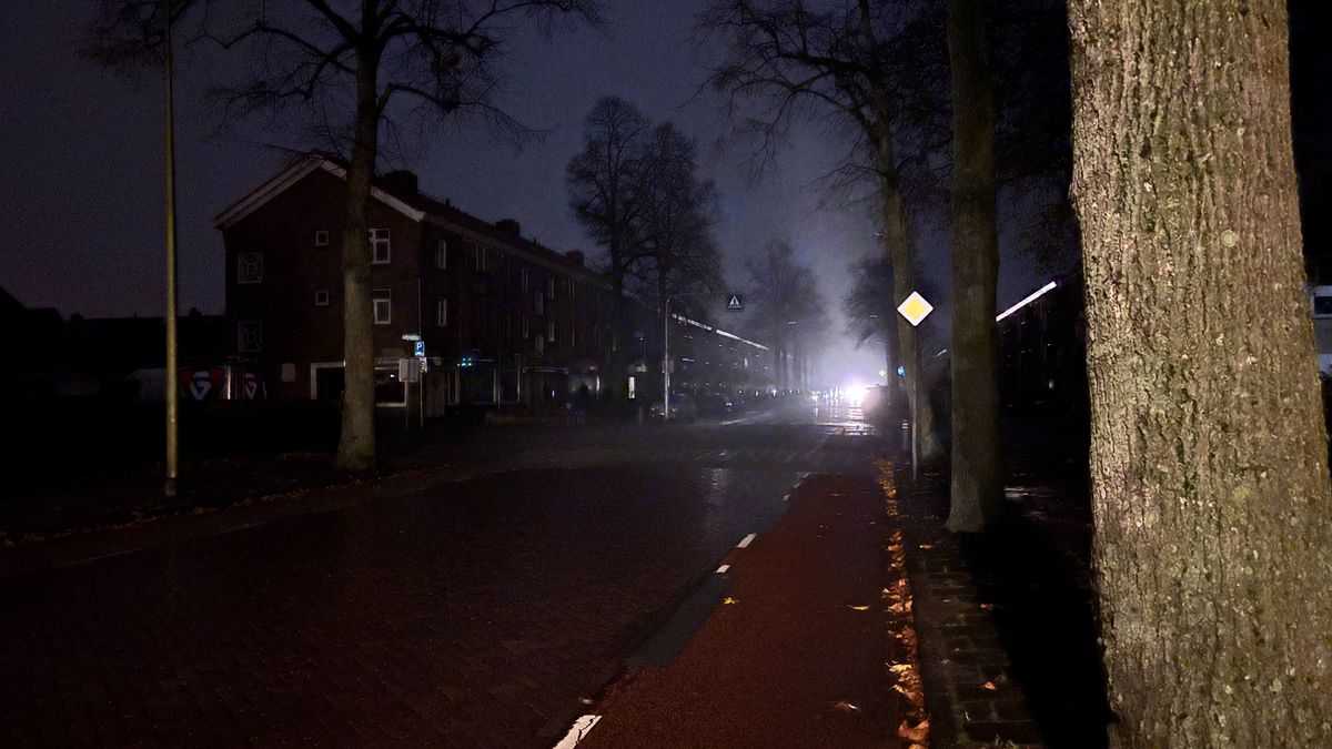 112 Nieuws: Stroomstoring in Deventer wijk Zandweerd | Grote schuurbrand bij Den Ham