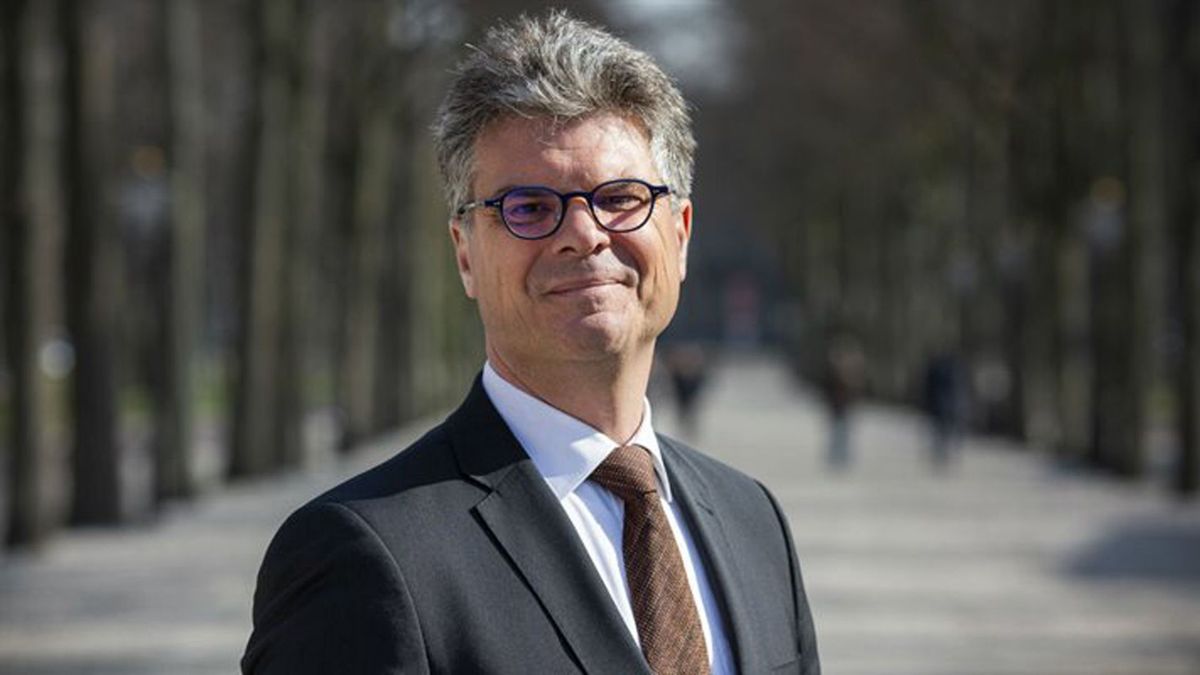 Commissaris van de Koning Hans Oosters dreigde wethouders Wijk bij Duurstede met ontslag