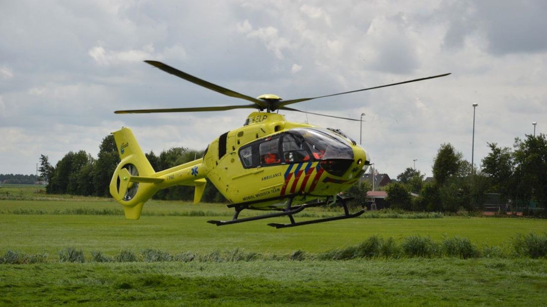 Traumahelikopter ingezet bij hulpverlening na ongeluk in Giethoorn