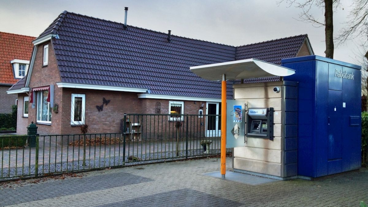 Mislukte plofkraak geldautomaat IJhorst