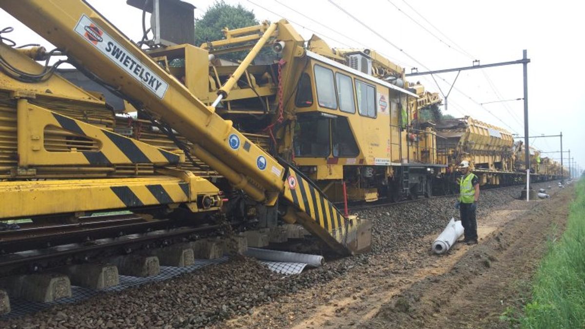 Spoor tussen Coevorden en Mariënberg is vernieuwd: treinen rijden weer
