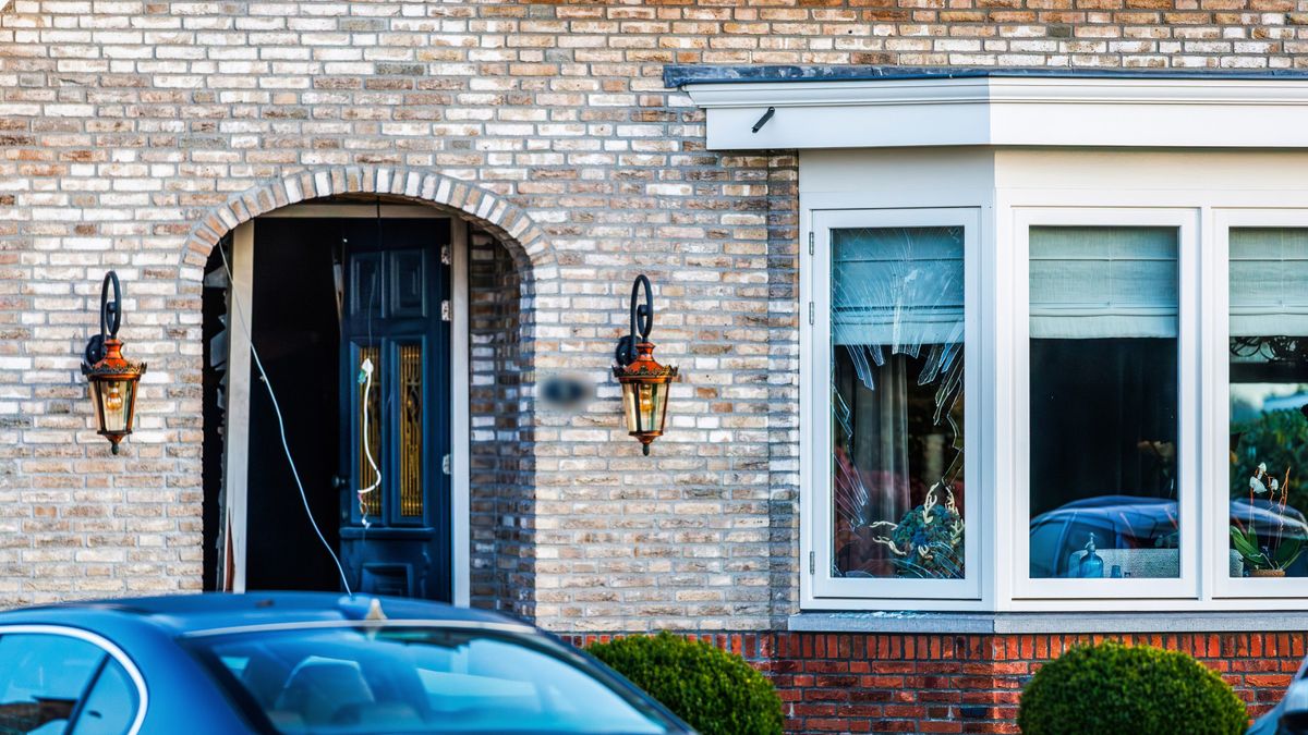 Voor tweede avond op rij politiehelikopter boven Alphen, nu explosie in nabijgelegen dorp