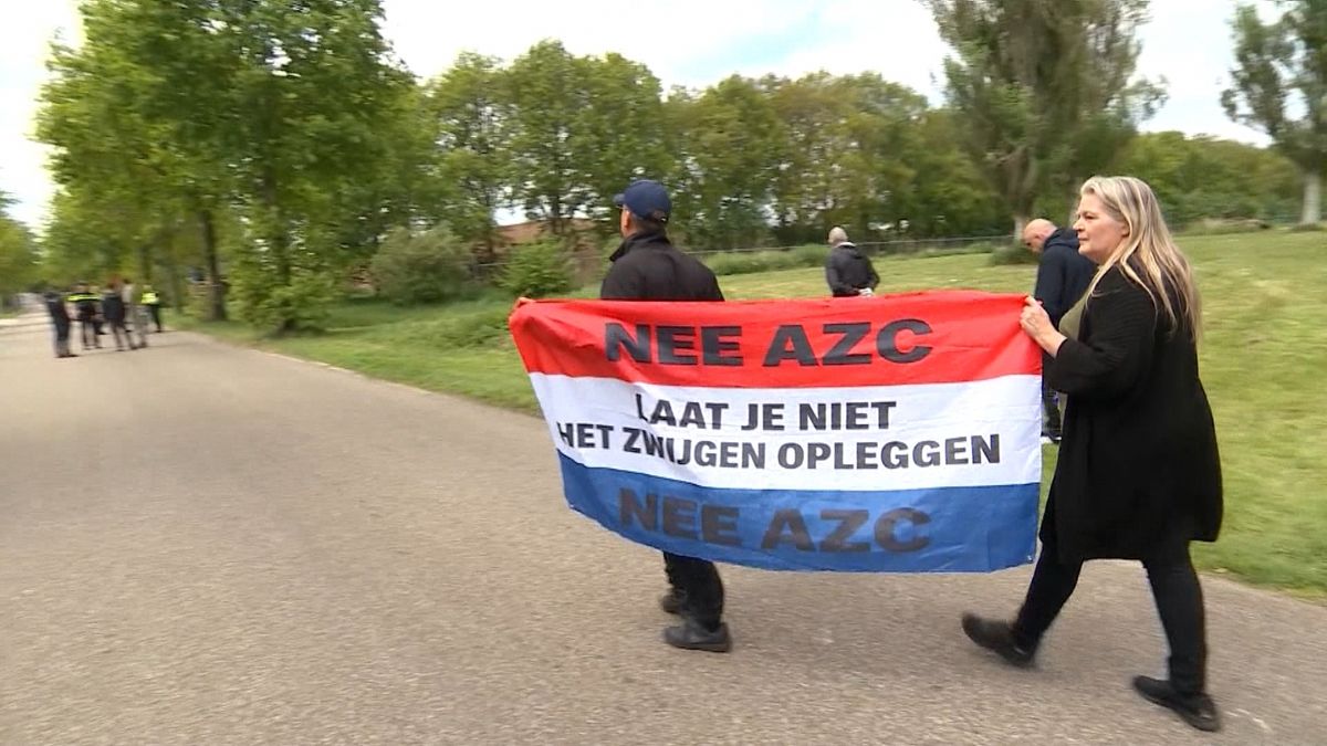 Vijf aanhoudingen bij demonstratie aanmeldcentrum Ter Apel