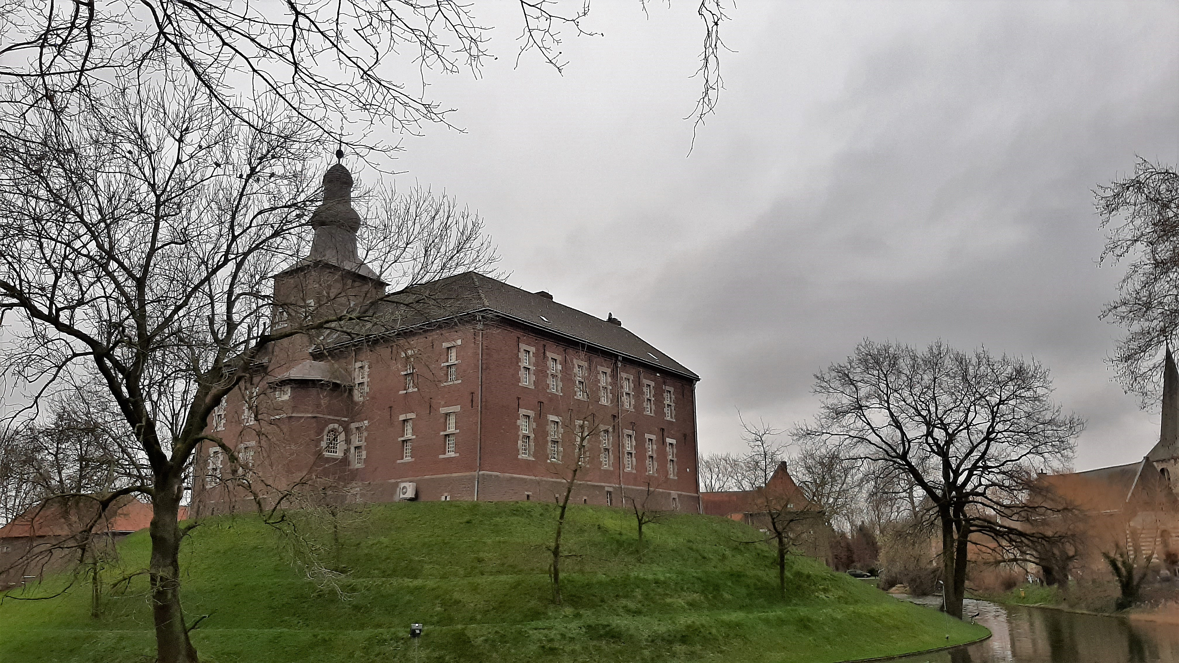 Van de godsdienstoorlogen tot de oorlog tegen Spanje | Limburg in de Waereld #3