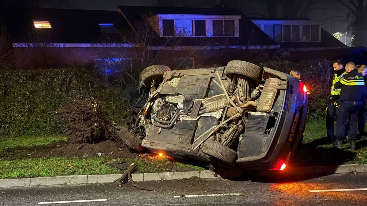 Geen trein Arnhem Winterswijk • explosies bij auto's