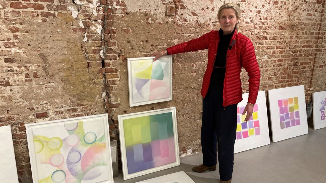 Elisabeth Müller richt haar expositie in Utrecht in