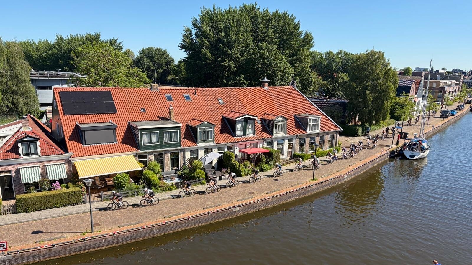 Fietsers in Sneek